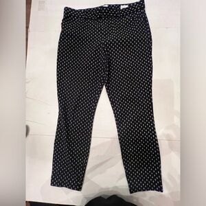 GAP SIGNATURE SKINNY ANKLE PANTS SIZE 12 BLACK W/WHITE DESIGNS